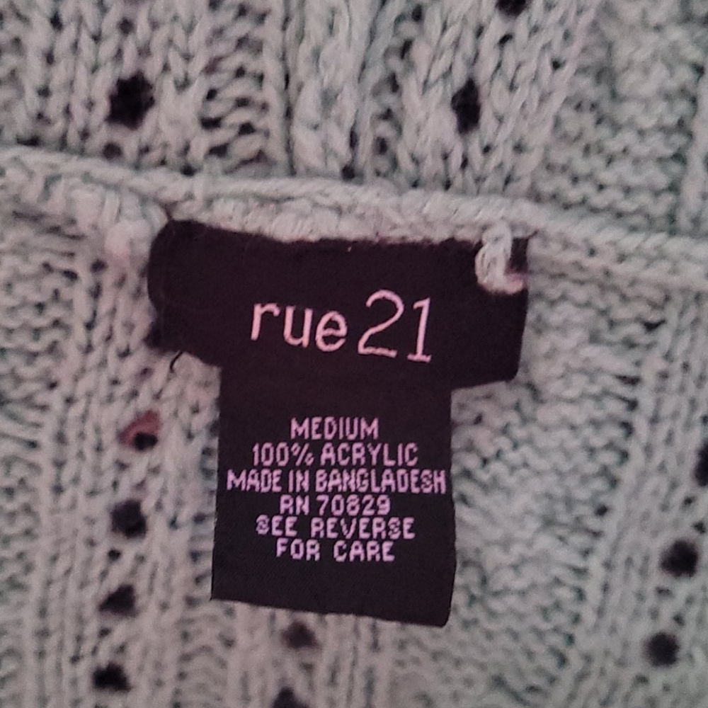 Hooded sweater